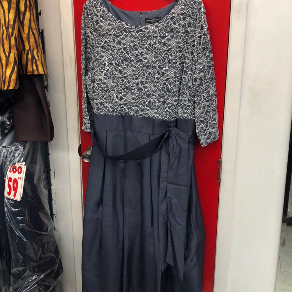 Jessica Howard Elegant Dress